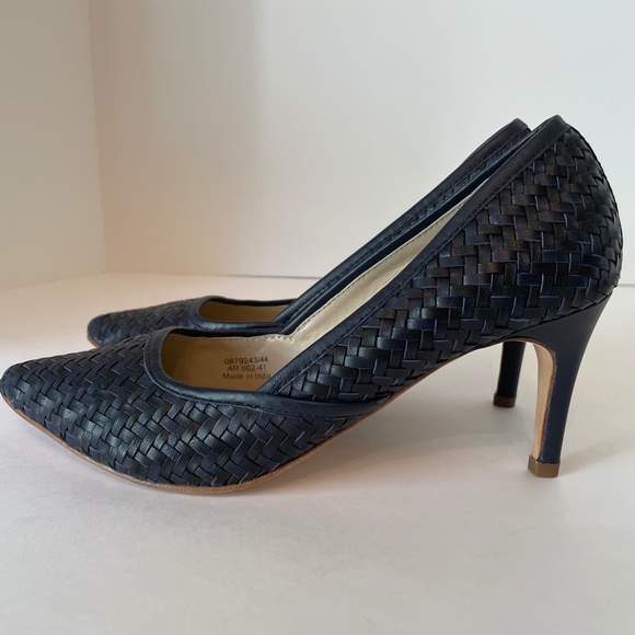 Boden Woven Leather Milan Court Shoe 9.5/41 Black/Navy - Picture 3 of 14
